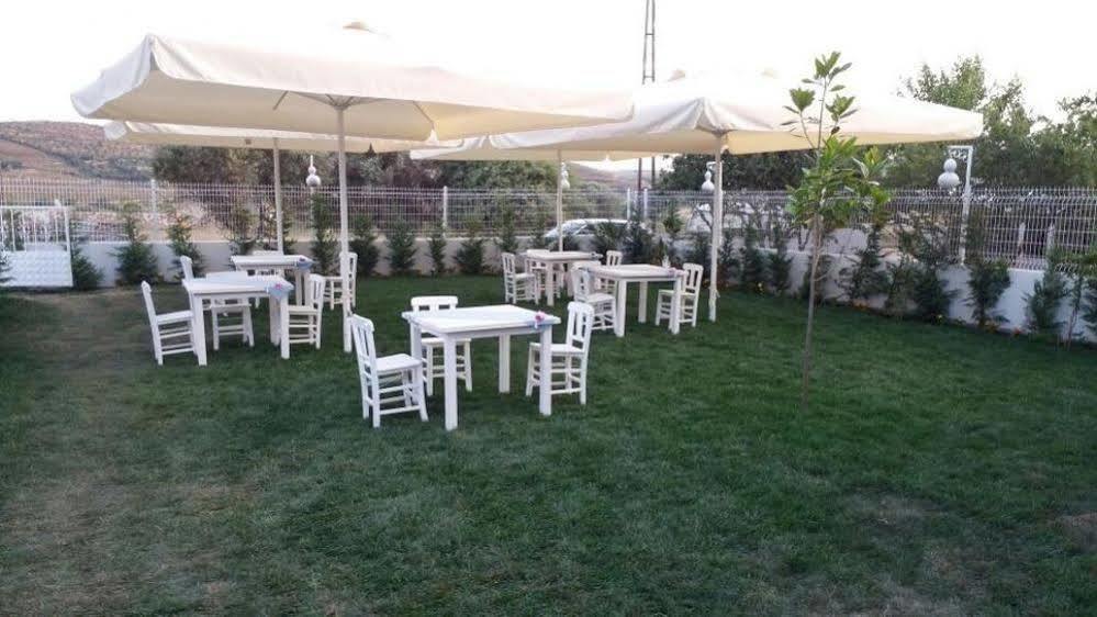 Garden Ada Hotel Бозджаада Экстерьер фото